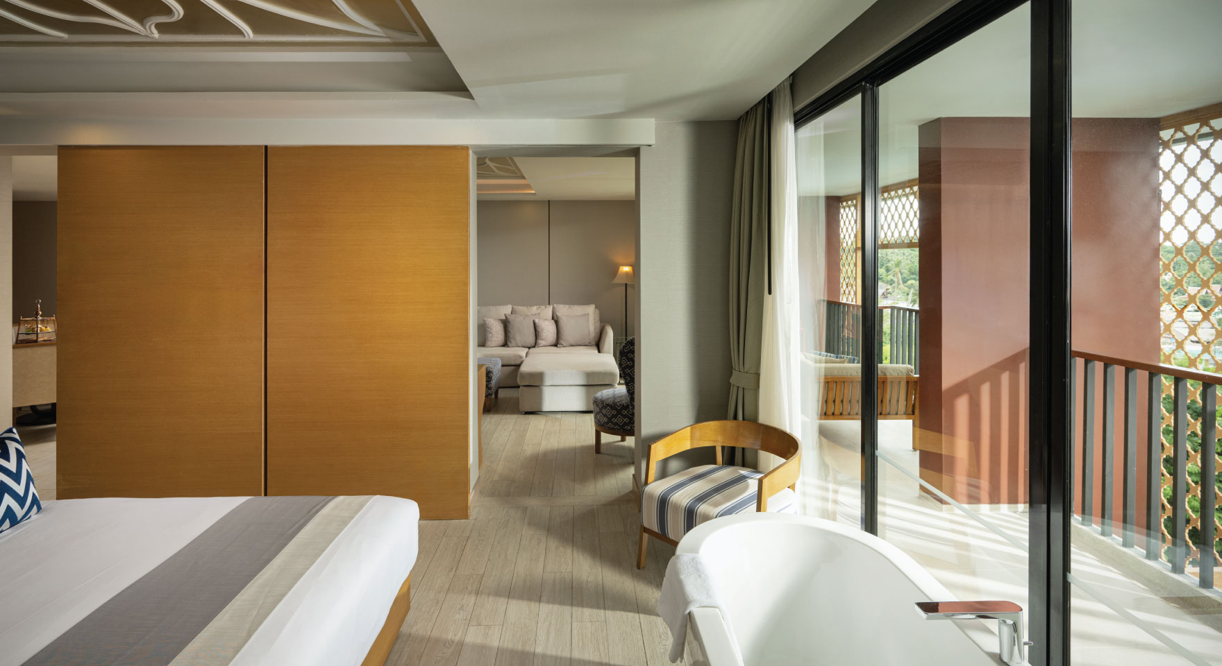 luxury suite in phuket